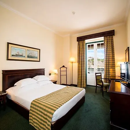 Gale Otel 4*